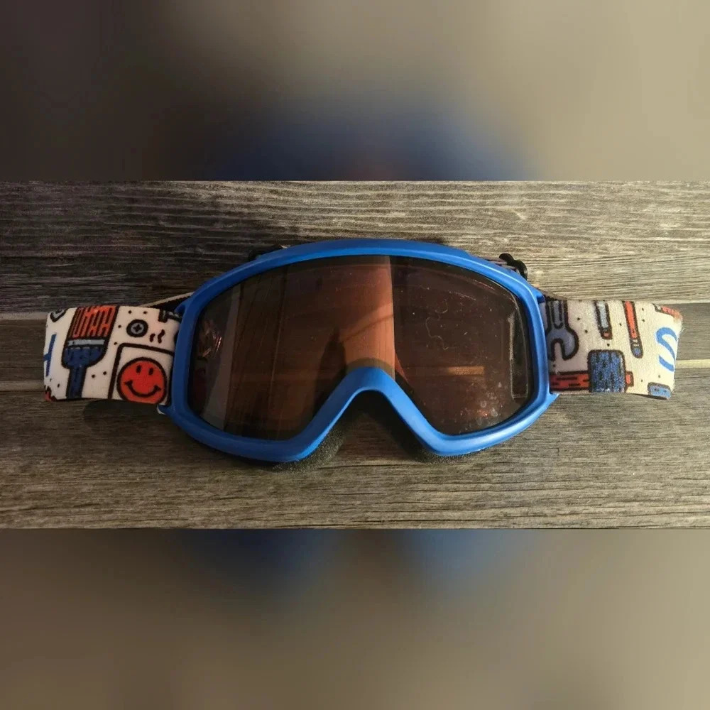 Smith boys snow goggles